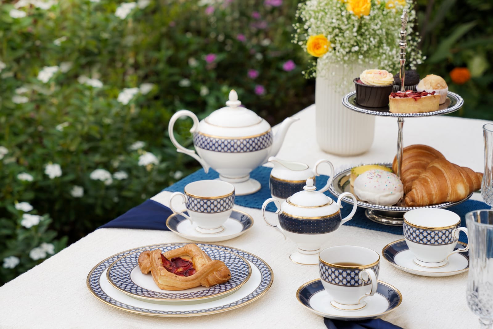 2367) Noritake Ivory China 大ボウル&プレート(2)